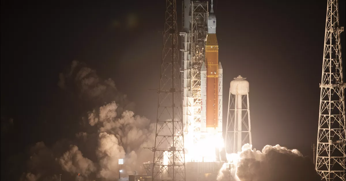 Η NASA εκτόξευσε με επιτυχία τον πύραυλο Artemis 1 με προορισμό τη Σελήνη